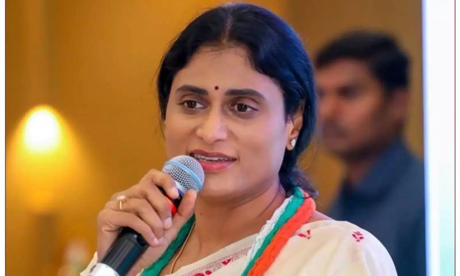 ఏపీలో కాంగ్రెస్ కోసం ప్రత్యేక వ్యూహకర్త.. ప్రముఖ స్ట్రాటజిస్టుతో షర్మిల చర్చలు?