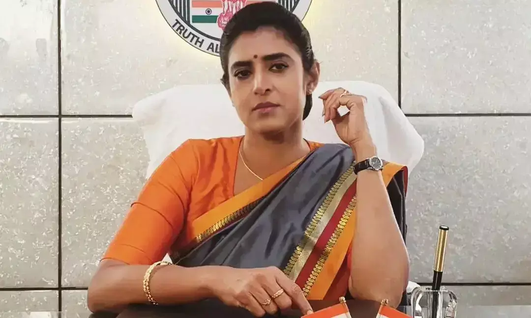 పొలిటికల్ ఎంట్రీ ఇచ్చిన ప్రముఖ నటి.. ఈ సడన్ ట్విస్ట్ ఏంటి?