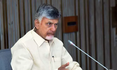 రెండు కోట్ల 62 లక్షలు...బాబు కరెక్ట్  టార్గెట్