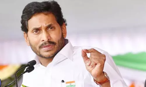 79వ స్వాతంత్ర్య సంబరాలు.. మాజీ సీఎం జగన్ ఎక్కడ?