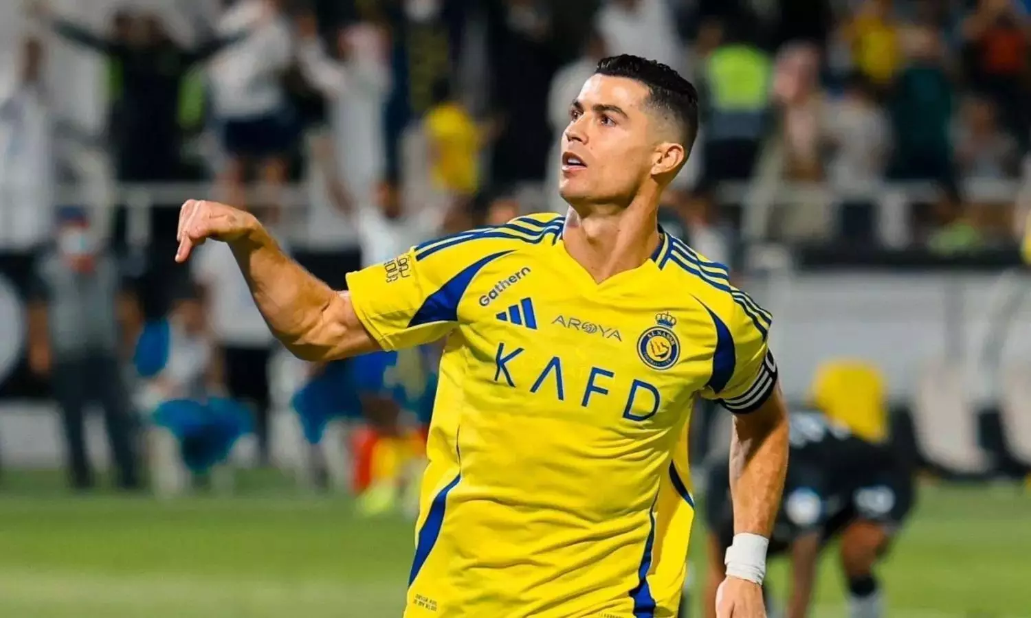 ఫ్యాన్స్ కి సర్ప్రైజ్.. భారత్ గడ్డపై రొనాల్డో..? ఫ్యాన్స్ కి సర్ప్రైజ్.. భారత్ గడ్డపై రొనాల్డో..?