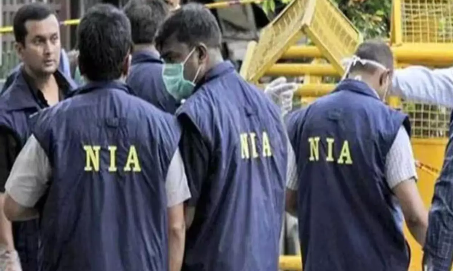 హై అలర్ట్.. వంట మనిషి వేషంలో ఉగ్రవాది? ఎలా గుర్తించారంటే..