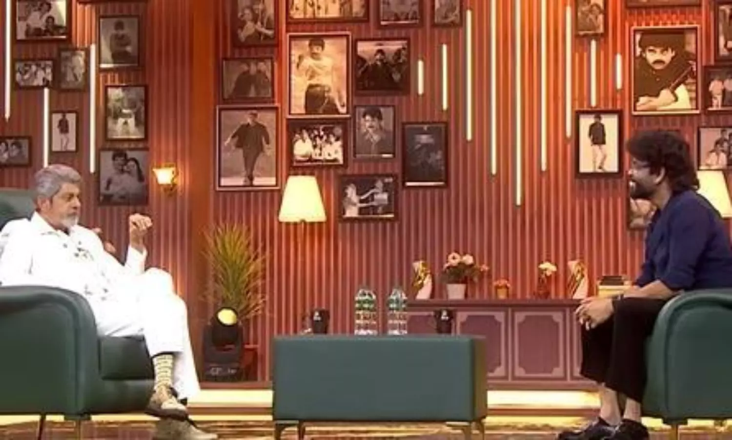 ఏంటీ.. నాగార్జున ఆ హోటల్ లో క్లీనింగి పని చేశారా? ఏంటీ.. నాగార్జున ఆ హోటల్ లో క్లీనింగి పని చేశారా?