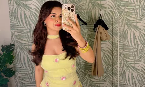 Avneet Kaur Glows in Yellow Suit for Independence Day Celebration