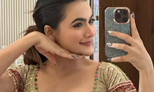 Reva Kaurase shines in traditional bridal jewelry look