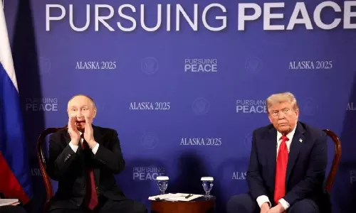 ట్రంప్ ను కలిసింది పుతిన్ కాదా?