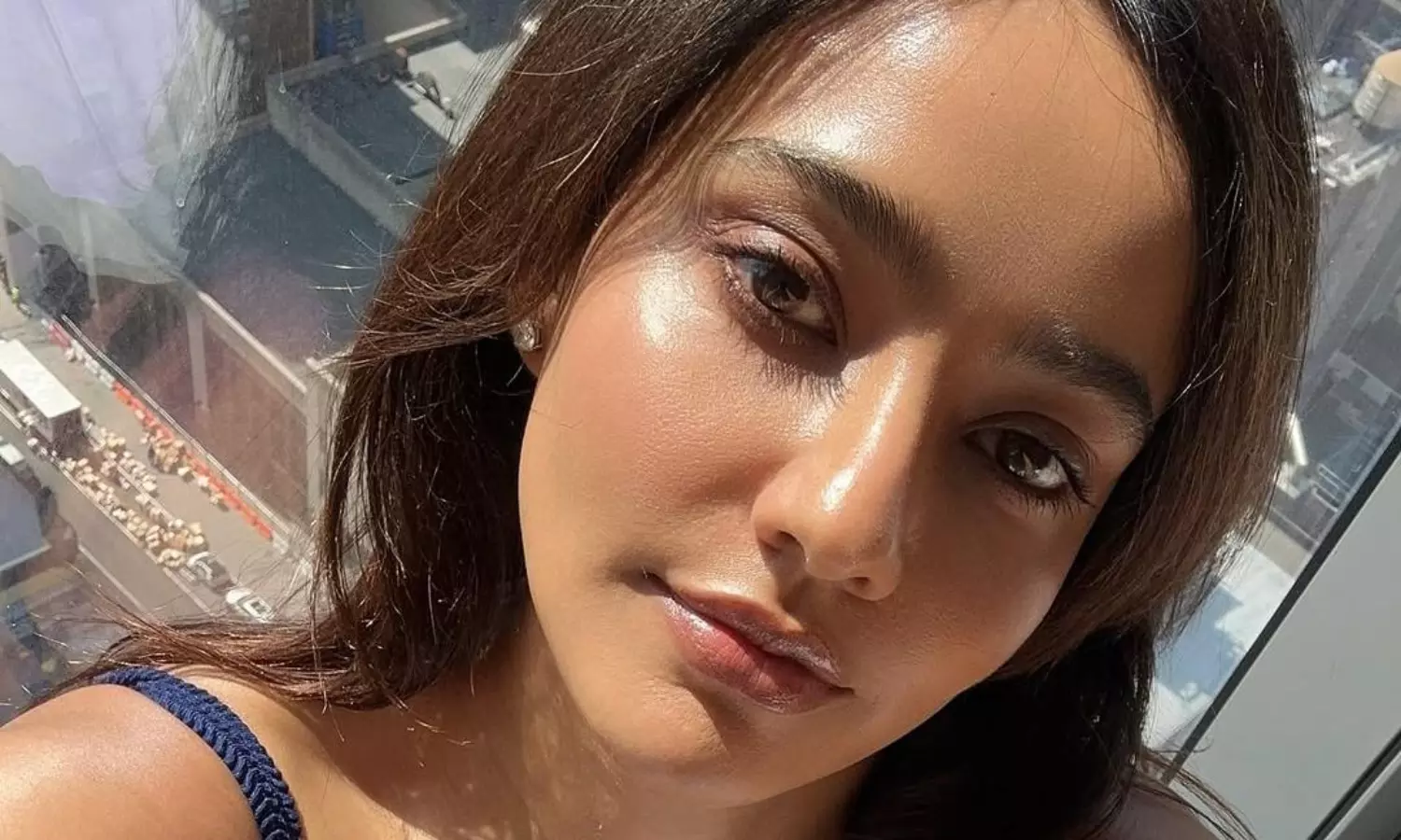 పిక్ టాక్ : టాప్ యాంగిల్లో నేహా అందం పిక్ టాక్ : టాప్ యాంగిల్లో నేహా అందం