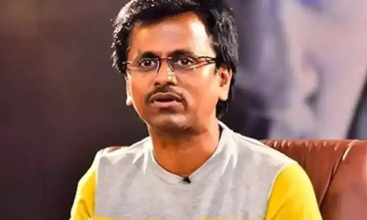 అంత‌గా ఏం ఎడ్యుకేట్ చేశారు సర్?