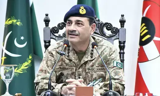 కాళ్ల బేరానికి వచ్చింది మరిచిన పాక్ ఆర్మీ చీఫ్.. భారత్ పై వ్యాఖ్యలు!