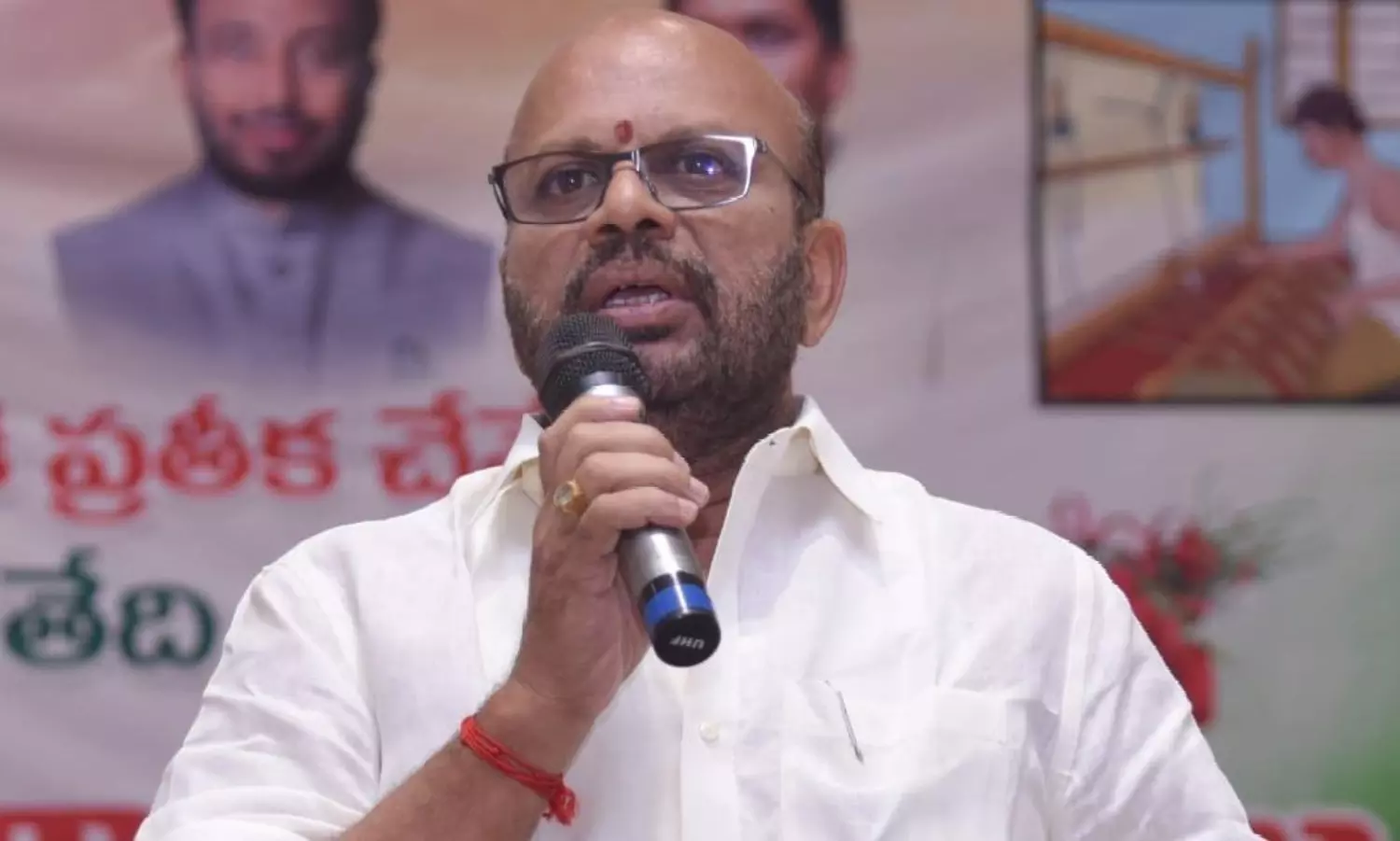 పిఠాపురం వర్మ... వర్కౌట్ కావడం లేదుగా ?