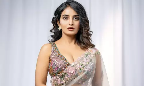 ఫోటో స్టోరి : తెలుగమ్మాయి జిలి బిలి అందాలు ఫోటో స్టోరి : తెలుగమ్మాయి జిలి బిలి అందాలు