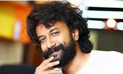 పగలు షూటింగ్.. రాత్రిళ్లు సాఫ్ట్వేర్ ఉద్యగం.. ఈ హీరో కష్టం చూసారా?