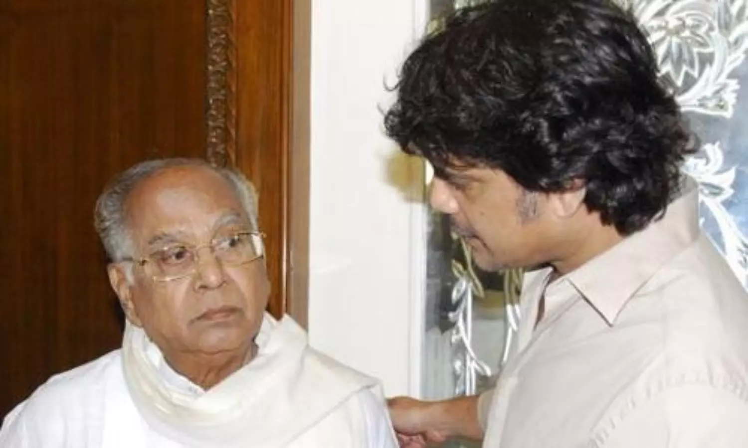 ఏఎన్ఆర్ చివరి క్షణాలు అంత దారుణంగా గడిచాయా.. నాగ్ ఎమోషనల్ కామెంట్స్! ఏఎన్ఆర్ చివరి క్షణాలు అంత దారుణంగా గడిచాయా.. నాగ్ ఎమోషనల్ కామెంట్స్!