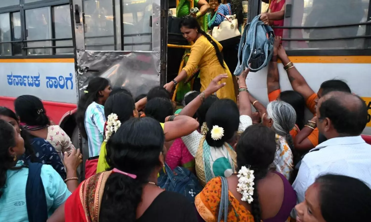 మహిళా ఫ్రీ బస్ సక్సెస్ కాలేదా ?