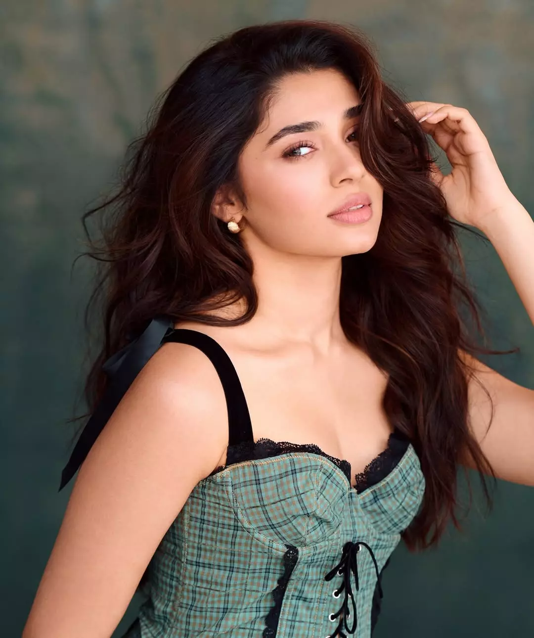 Krithi Shetty’s Gorgeous Smile Lights Up Monday Morning