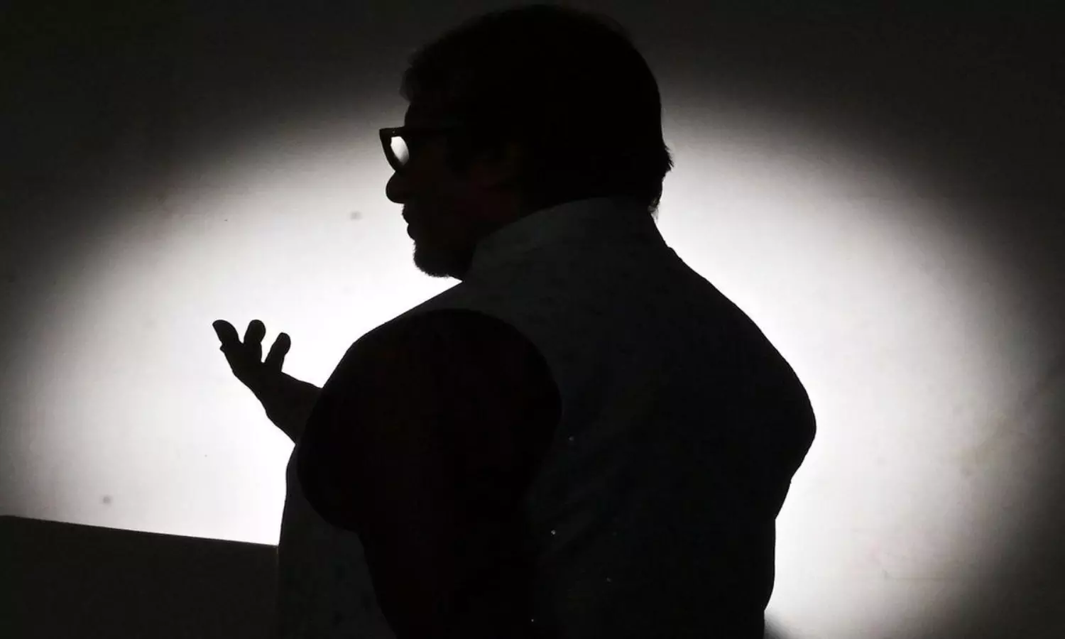 ఆయ‌న‌ తో రిలేష‌న్ షిప్  జీవితం నాశ‌నం!