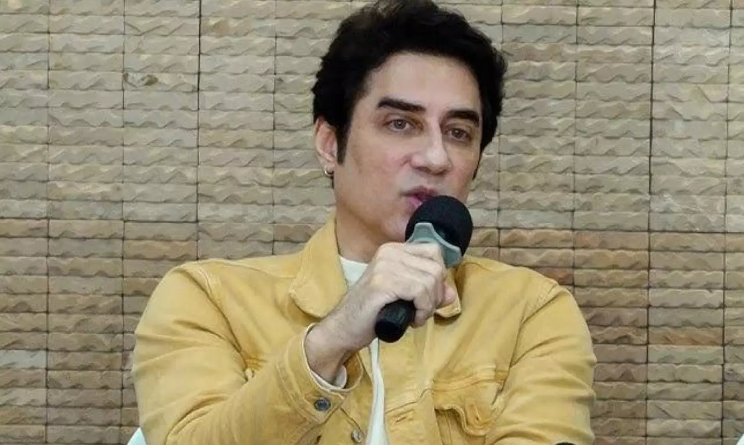 స్టార్ హీరోపై త‌మ్ముడు సంచ‌ల‌న ఆరోప‌ణ‌!