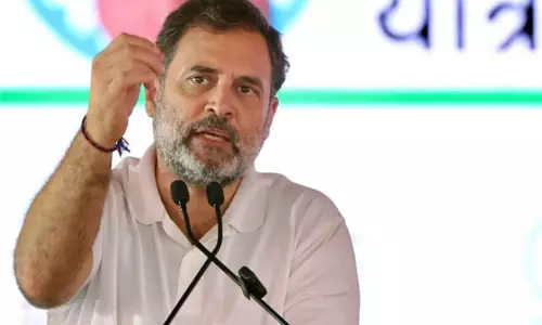 మోడీ కంటే ముందే రాహుల్...రిజల్ట్ మారుతుందా ?