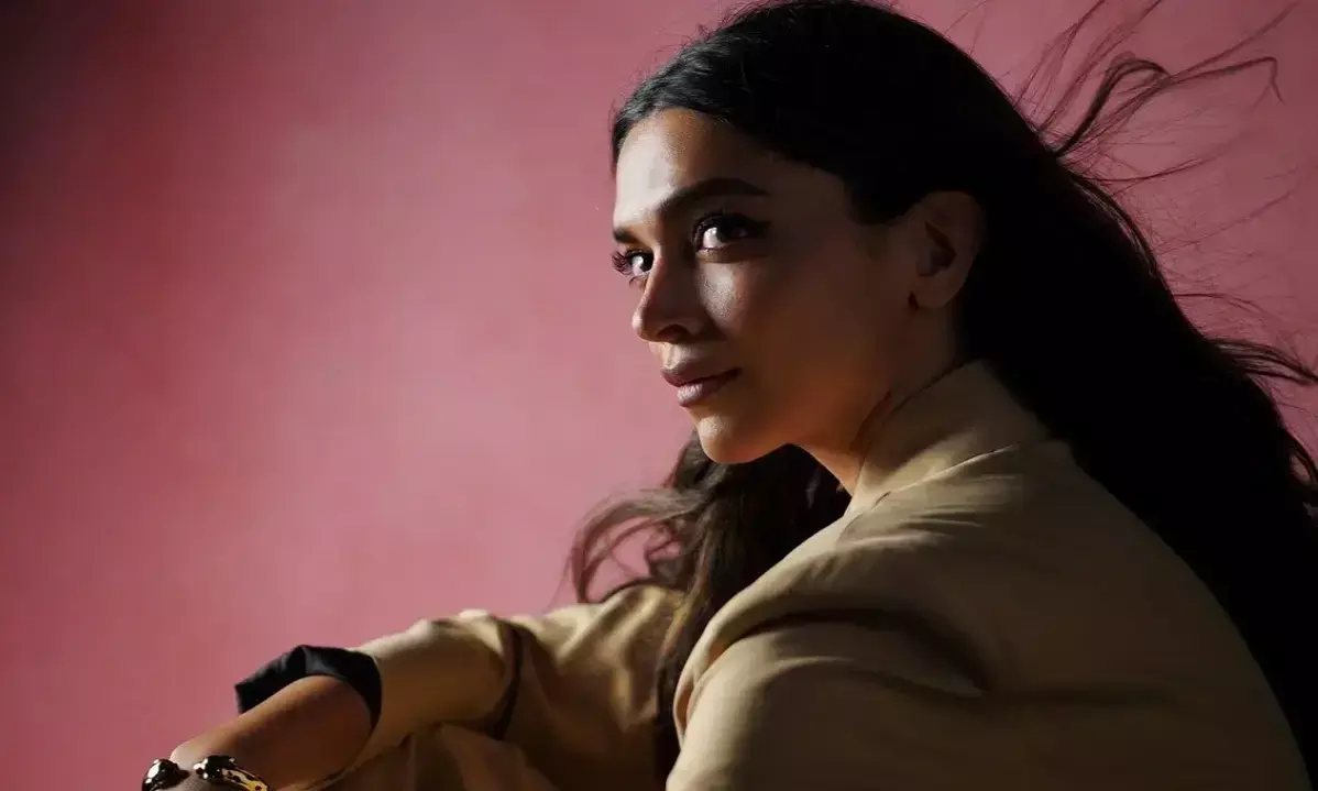 దీపికా పదుకొనె 100 రోజుల యుద్ధం.. కండీషన్స్ అప్లై..! దీపికా పదుకొనె 100 రోజుల యుద్ధం.. కండీషన్స్ అప్లై..!