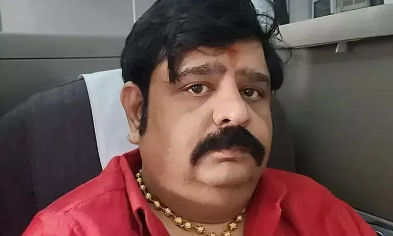 వేణుస్వామిని టెంపుల్ పూజారి గెంటివేసాడా.. వీడియో వైరల్