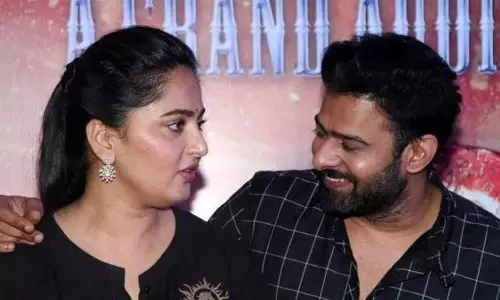 Prabhas Anushka Reunited After 8 Years, Fans Celebrate