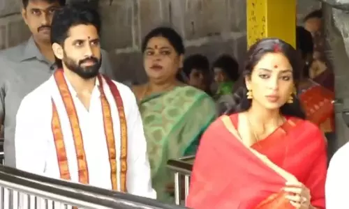 తిరుమలలో సందడి చేసిన నాగచైతన్య - శోభిత దంపతులు.. వీడియో వైరల్!