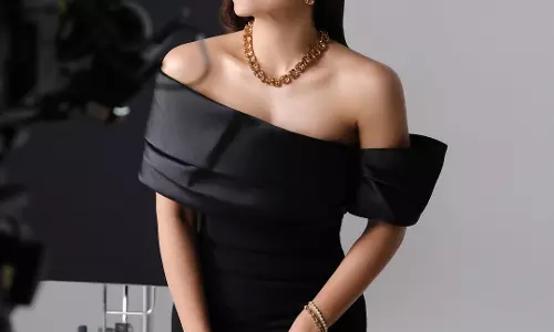 Rashmika Mandanna Sparkles in Swarovski Elegance Rashmika Mandanna Sparkles in Swarovski Elegance