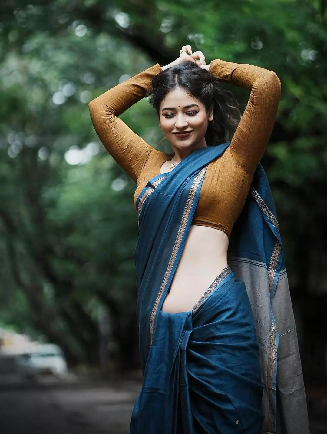 Priyanka Jawalkars Saree Look Wins Hearts