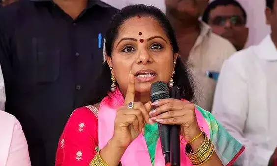 బీఆర్ఎస్ కి కవిత ఎనీ టైం రిజైన్...లెటర్ రెడీ చేసిందా ?