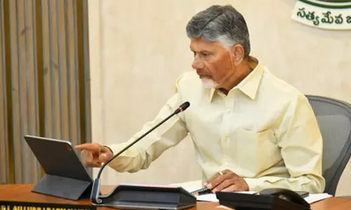 ఎరువులు బొక్కిన త‌మ్ముళ్లెవ్వ‌రు?: చంద్ర‌బాబు నిప్పులు