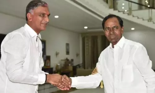 క‌మిష‌న్‌పై క‌ల‌క‌లం.. ఏం చేద్దాం:  కేసీఆర్