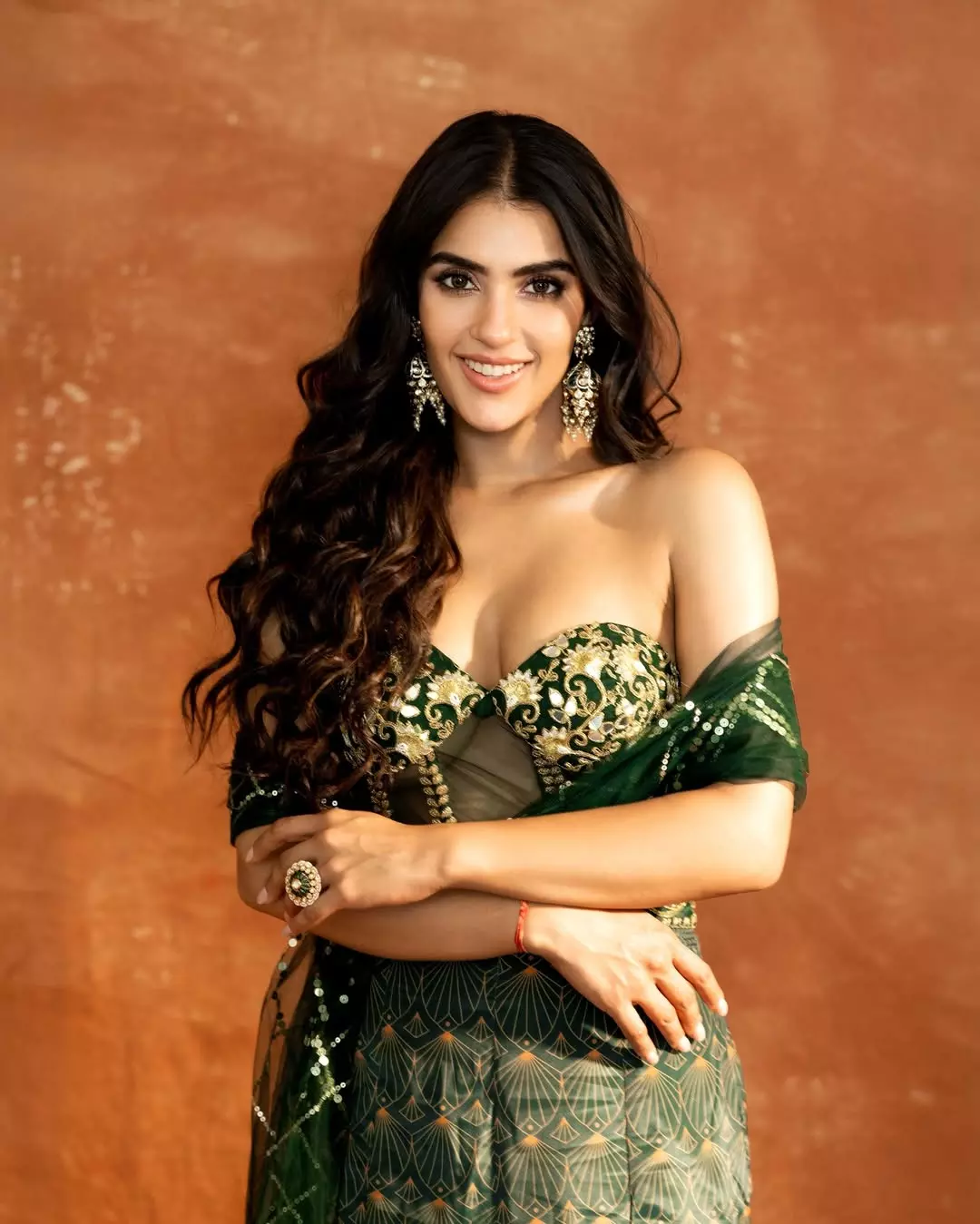 Kavya Thapar impresses with timeless ethnic style Kavya Thapar impresses with timeless ethnic style