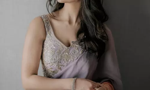 Nikita Dutta Radiates Elegance in a Pastel Saree Look