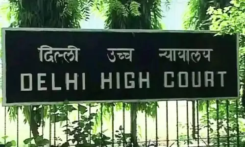 సర్వీస్‌ ఛార్జీల పేరిట ఇంత భారం మోపుతారా?..