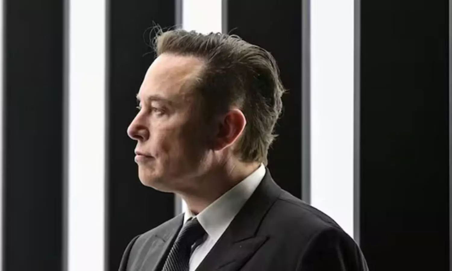 మాక్రోహార్డ్‌తో మైక్రోసాఫ్ట్‌కు పోటీగా ఎలాన్‌ మస్క్‌