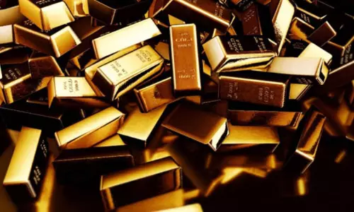 మహిళలకు దసరా,దీపావళి కానుక.. 9క్యారెట్ గోల్డ్ లభ్యం.. వెరీ చీప్ గురూ!