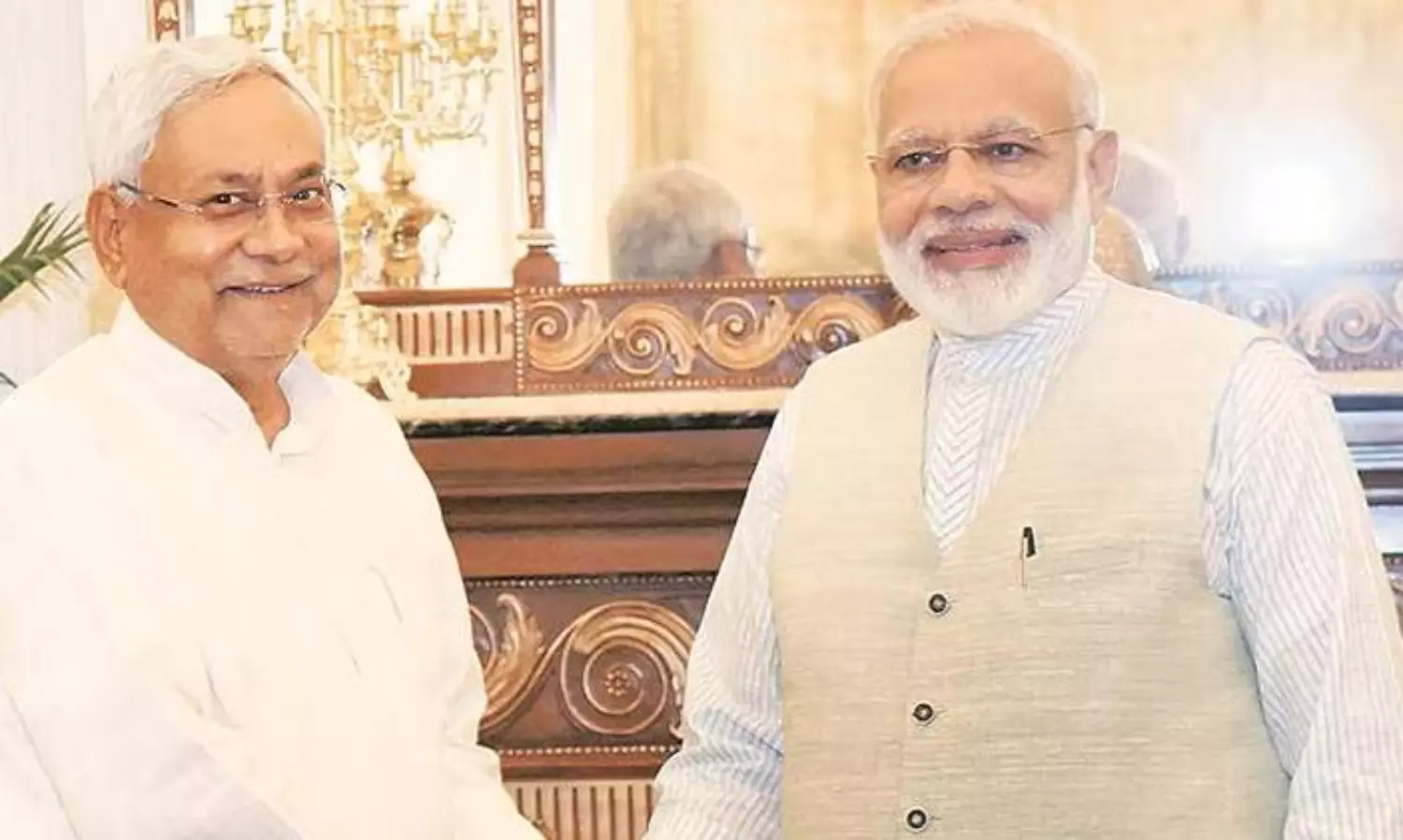 లోక్ సభకు మధ్యంతరమా ? హస్తినలో హాట్ హాట్ చర్చ ! లోక్ సభకు మధ్యంతరమా ? హస్తినలో హాట్ హాట్ చర్చ !