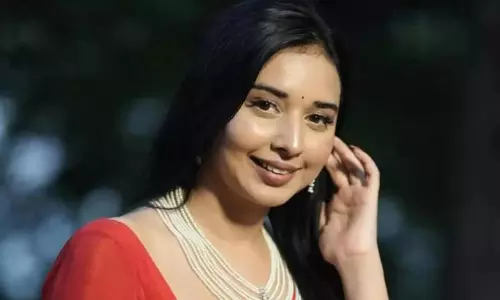 బిగ్ బాస్ హౌస్ లోకి మహా కుంభమేళా వైరల్ బ్యూటీ!