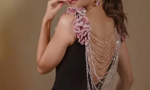 Vedhikas Fashion is Raising the Temperature