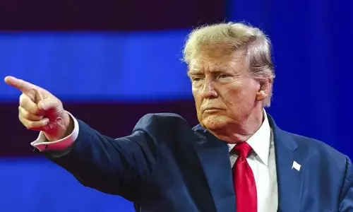 భారత్పై ట్రంప్ కు ఎందుకంత కడుపుమంట? భారత్పై ట్రంప్ కు ఎందుకంత కడుపుమంట?