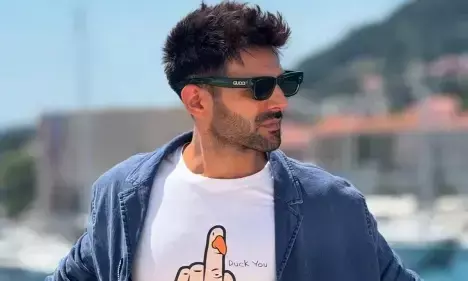 ప‌వ‌న్ ద‌ర్శ‌కుడితో యంగ్ హీరో జాంబీ మూవీ