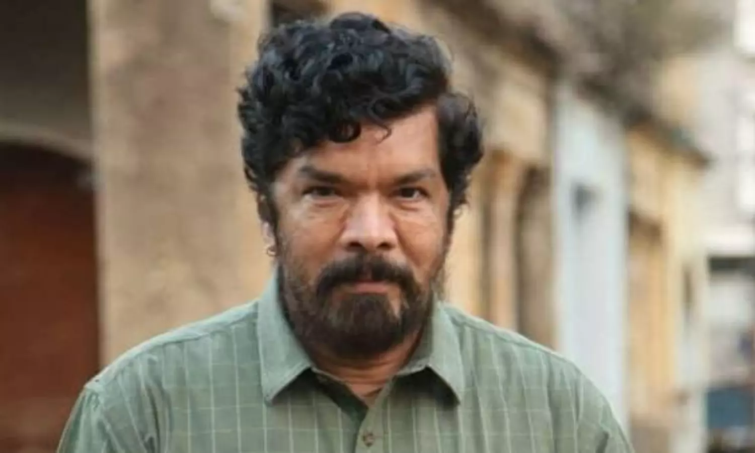 ఛాన్స్ అడిగితే ఉన్న పళంగా వచ్చేయ్! ఛాన్స్ అడిగితే ఉన్న పళంగా వచ్చేయ్!