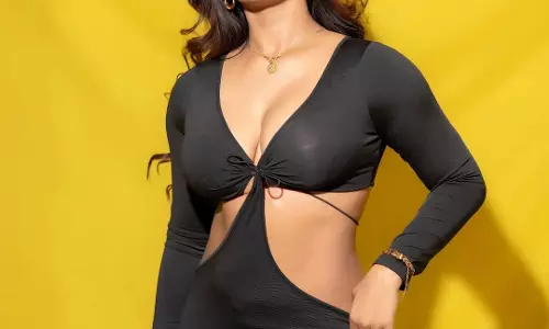 Vishnu Priya Bhimeneni Stuns in Bold Black and Gold Look