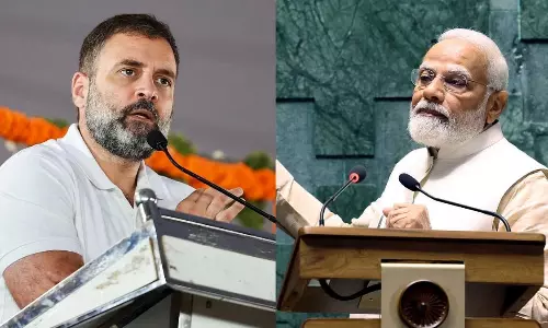 మంత్ ఆఫ్ ఆగస్ట్ హీరో ఎవరు...రాహుల్ వర్సెస్ మోడీ !