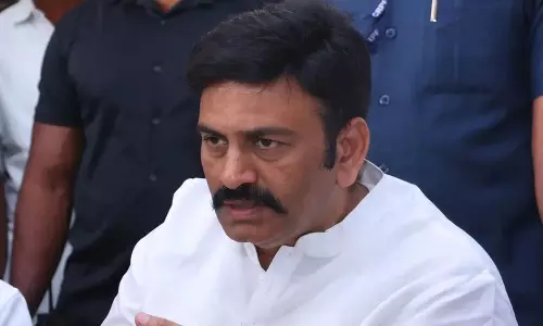 కలెక్టరేట్ ఆఫీస్...టీడీపీ జనసేనల మధ్య వార్ స్టార్ట్ ?