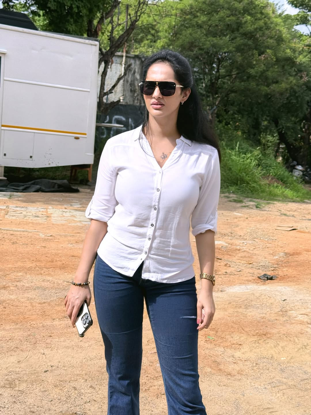 Jyothi Poorvaj Nails Effortless Chic in White Shirt and Blue Jeans Jyothi Poorvaj Nails Effortless Chic in White Shirt and Blue Jeans