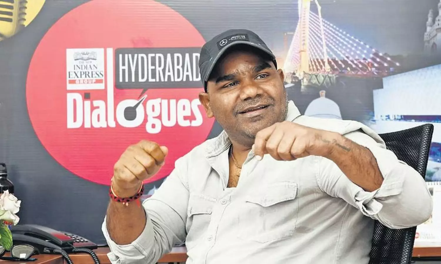 ఎల్లమ్మ.. హీరో సస్పెన్స్ వీడేదెప్పుడు..? ఎల్లమ్మ.. హీరో సస్పెన్స్ వీడేదెప్పుడు..?