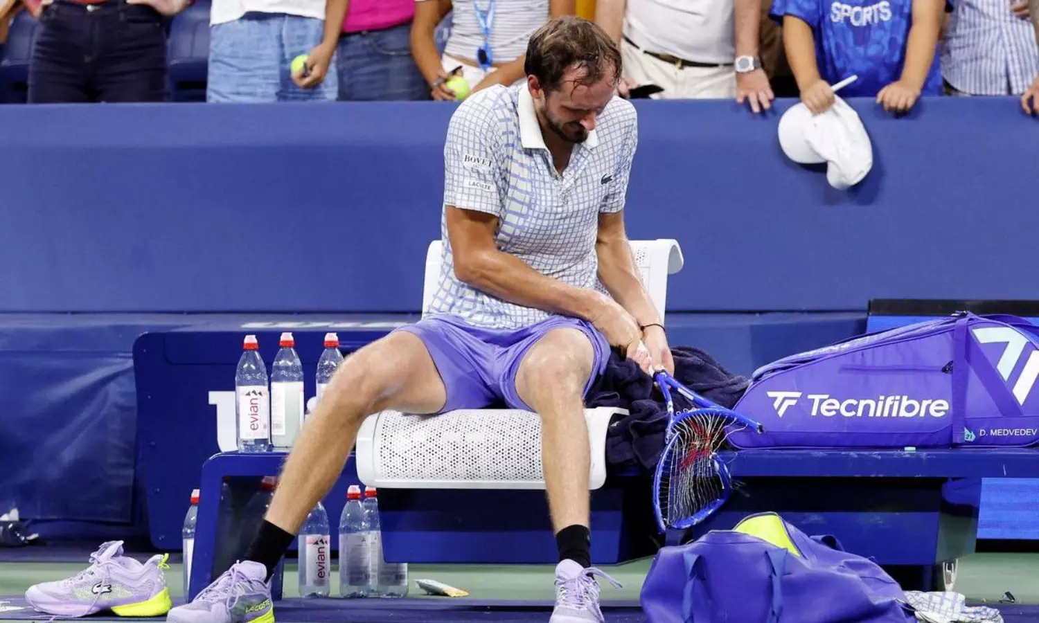 టెన్నిస్ కోర్టులో ఆట‌గాడి అస‌భ్యం.. అస‌హ‌నం.. 3వ వంతుపైగా ఫీజు ఫైన్