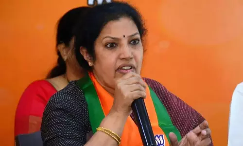 పురందేశ్వ‌రి ప్ర‌య‌త్నం ఎందాకా.. బీజేపీలో హాట్ టాపిక్ ..!