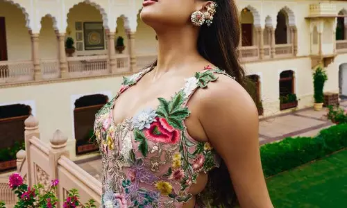 Janhvi Delivers Major Fashion Goals